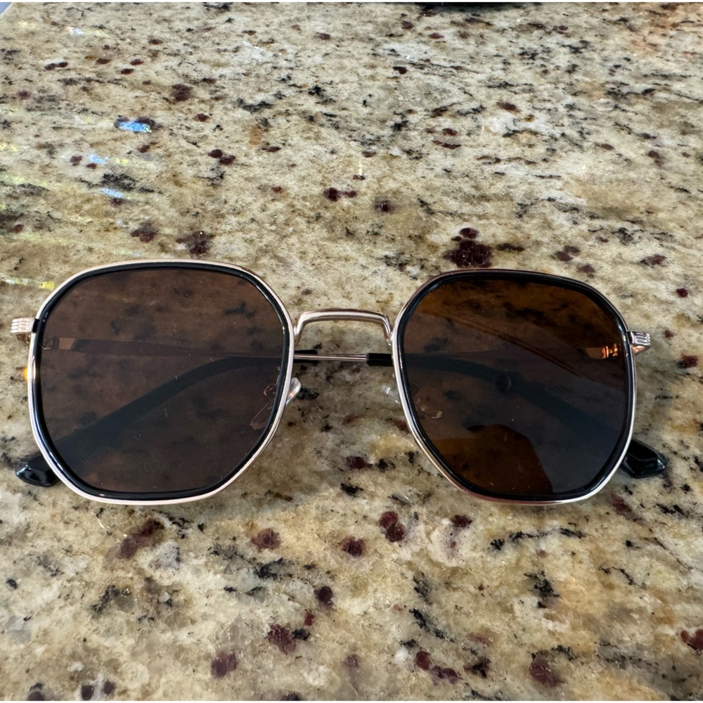 Princess polly sunglasses